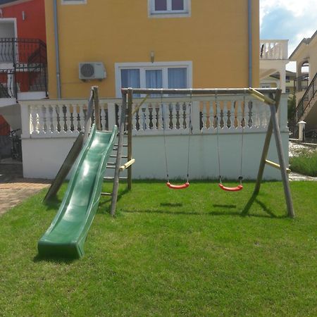 פורץ Radmani Apartments מראה חיצוני תמונה