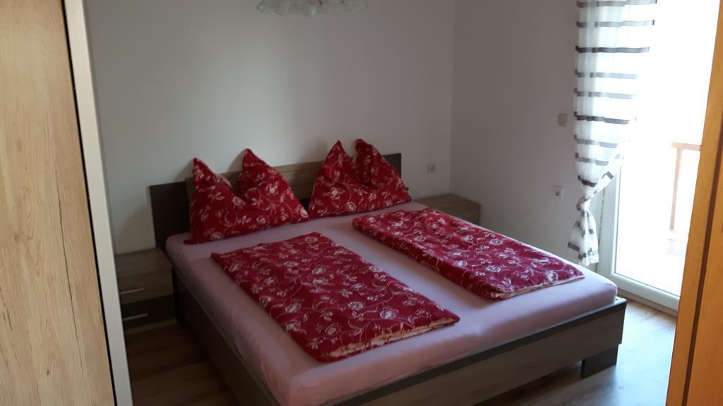 פורץ Radmani Apartments מראה חיצוני תמונה
