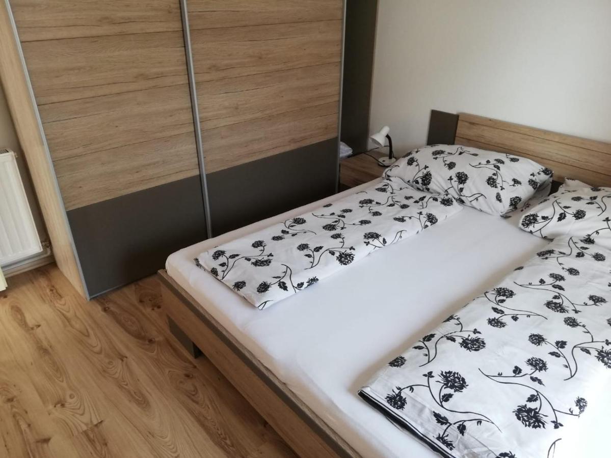 פורץ Radmani Apartments מראה חיצוני תמונה